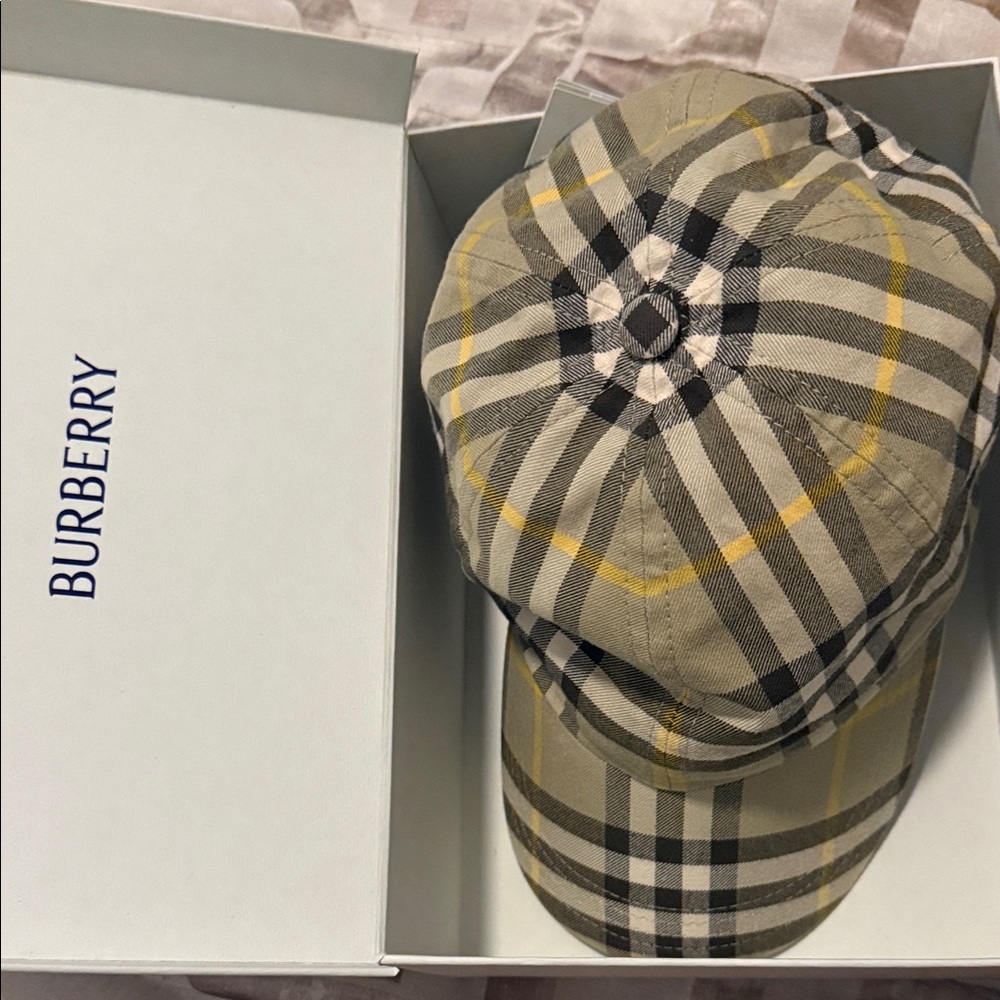 Burberry Men's Plaid Hat - Yellow and Black